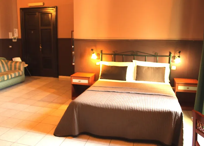 酒店 比斯卡里酒店 2*