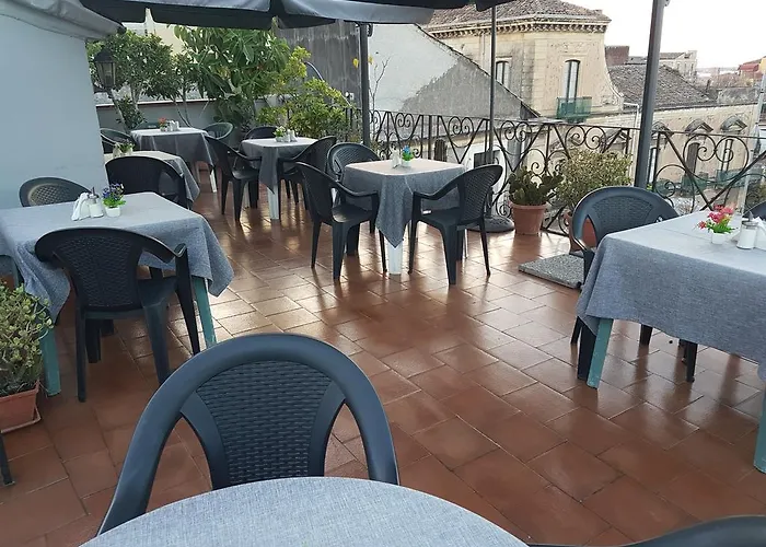 比斯卡里酒店 卡塔尼亚