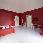 بيسكاري فندق كاتانيا