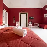 بيسكاري فندق 2*