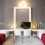 فندق بيسكاري 2*