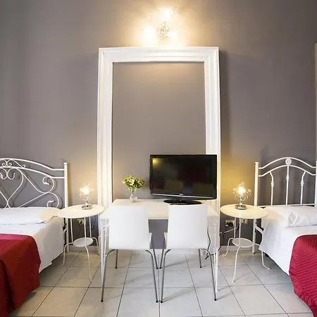 فندق بيسكاري 2*